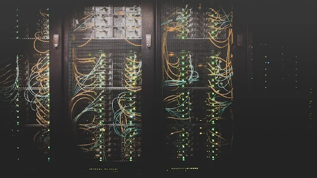 Structured cabling inside an enterprise data centre rack